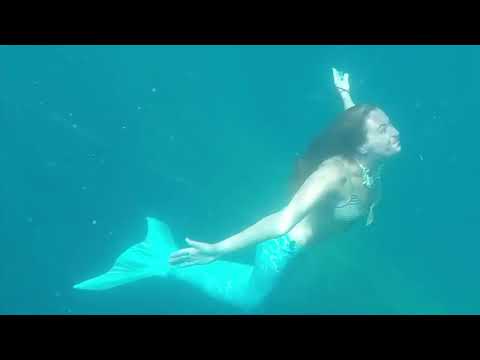 Sexy Mermaid Ass Girl