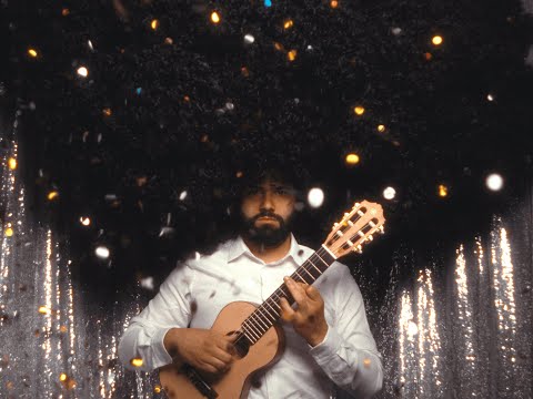 Pedro Aguiar plays Ponce