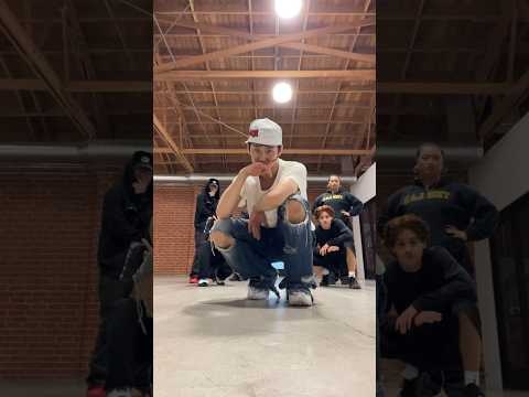 Thank you for having me😗😚😚 See you next time guys~🤘👦