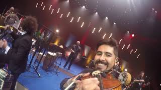 Violín cam (Los Auténticos Decadentes) en vivo. &quot;Los piratas&quot; y &quot;El vino triste&quot;