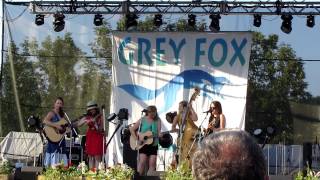 Della Mae - Letter From Down The Road