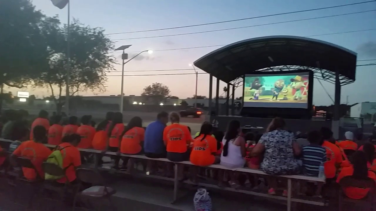 Hire Moonlight Cinema RGV Outdoor Movie Screens in McAllen, Texas