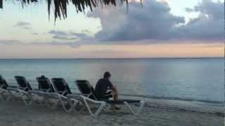 preview picture of video 'Sunset in Whitehouse, Westmoreland, Jamaica.'