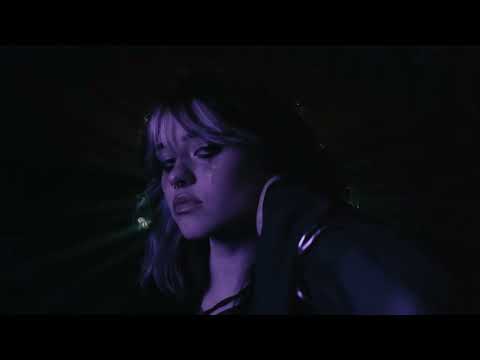 Ella Boh - LLORONiTA