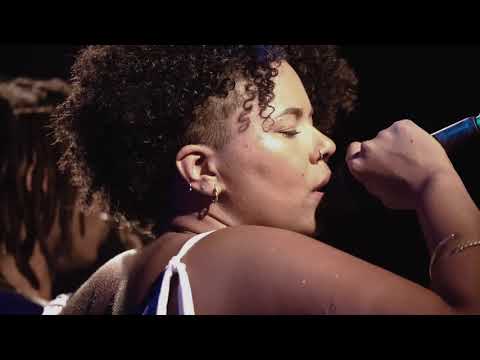 Brilha Minha Guia - Bia Ferreira e Doralyce (Preta Leveza em Salvador)