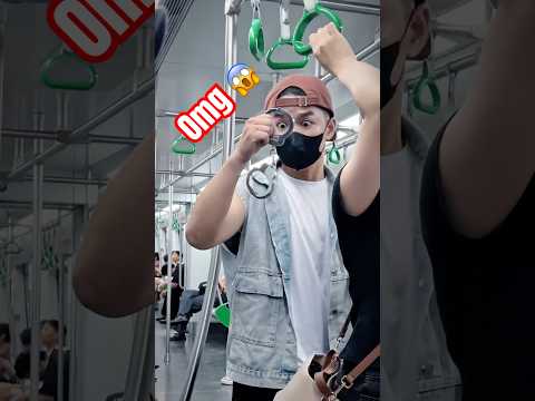 I put my handcuffs in the girl’s pocket #kindness #silenthee #lifelessons  #reallifehero