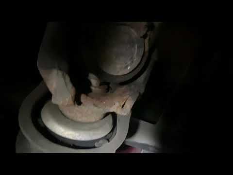 How to check Semi truck U-Joints