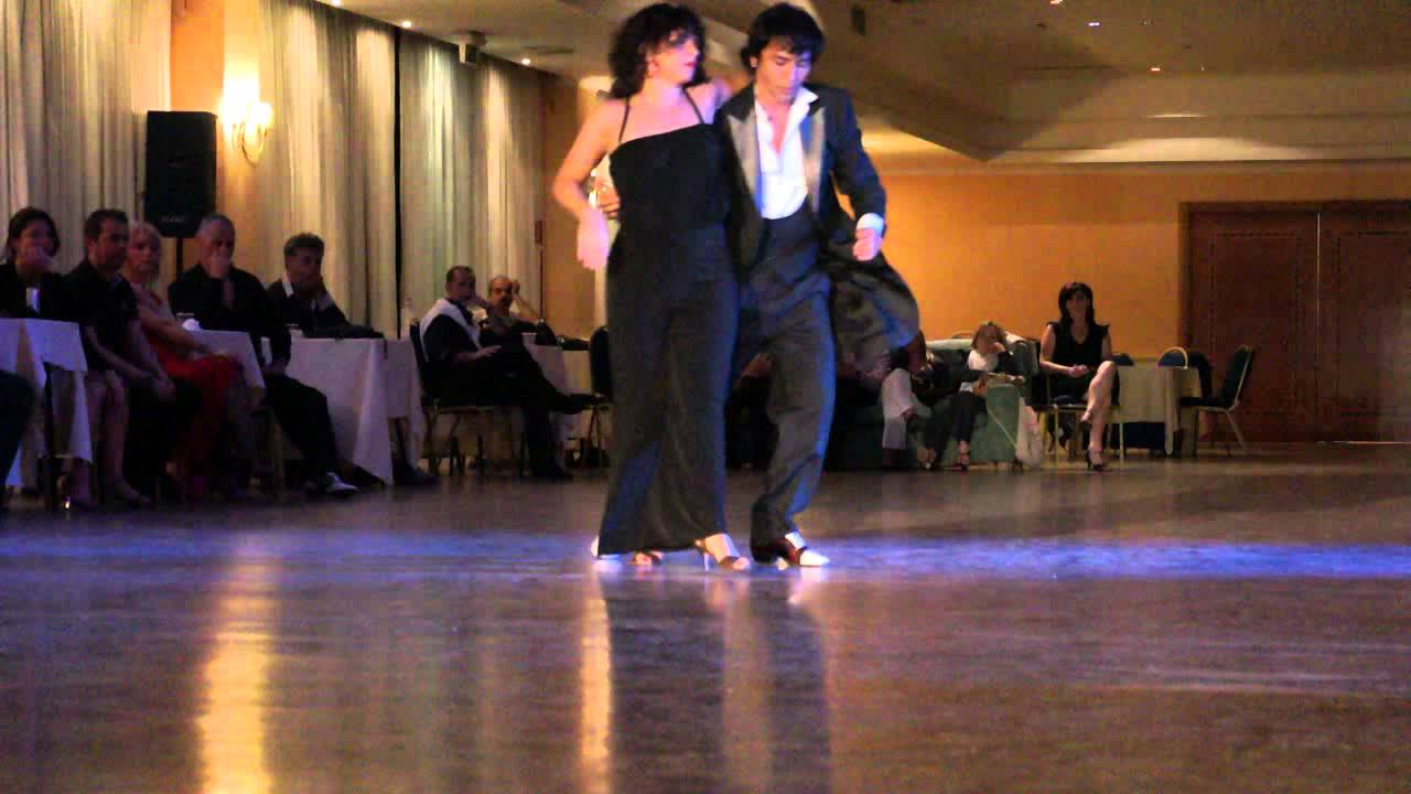 Esteban Cortez y Evelyn Rivera - TangoCamp 2011 Italy