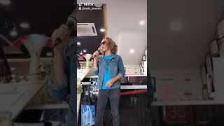 Download lagu PENANTIAN_ BLACKROSE mp3