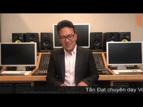 Thể hiện bởi Tấn Đạt