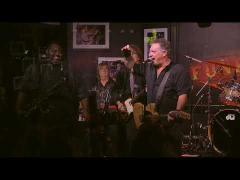 The Boss Project - Hungry Heart (Bruce Springsteen Cover)