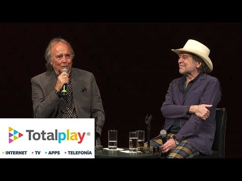 ¡DOS GRANDES! Joan Manuel Serrat ventaneó a Joaquín Sabina en plena conferencia. | Ventaneando