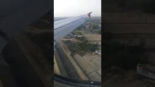 preview picture of video 'Khajuraho to vanaras by airplane air India landing on vanaras'