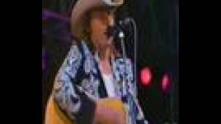 Dwight Yoakam - It Only Hurts Me When I Cry