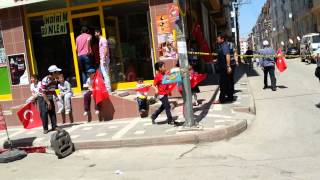01 MAYIS 2013