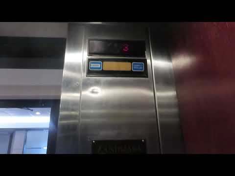 Dover Hydraulic Elevator At Landmark Place