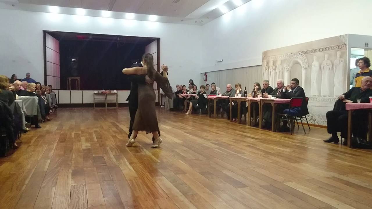 Carlos Estigarribia y Laura Sastría,  reliquias porteñas, milonga fruilana