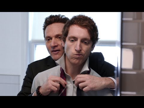 Silicon Valley S2E10 - Gavin helps Richard with his tie