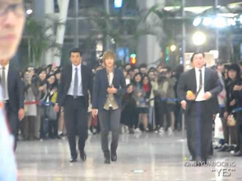 [fancam] 111026 Kim Hyun Joong@LUCKY Fansign(timessquare) 퇴근길