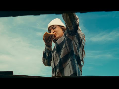 Gudnana - Bad Esposa (Cap 1: Un Cuerpo)