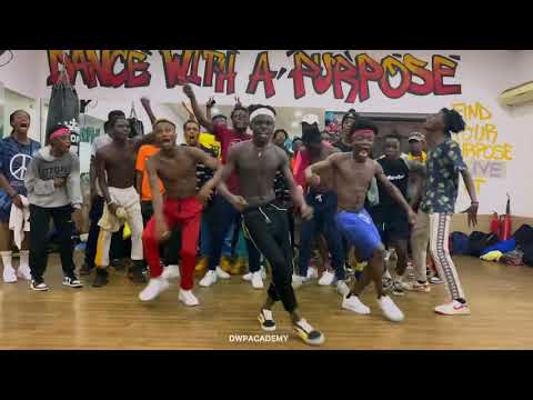 R2bees ft Sarkodie - Yawa