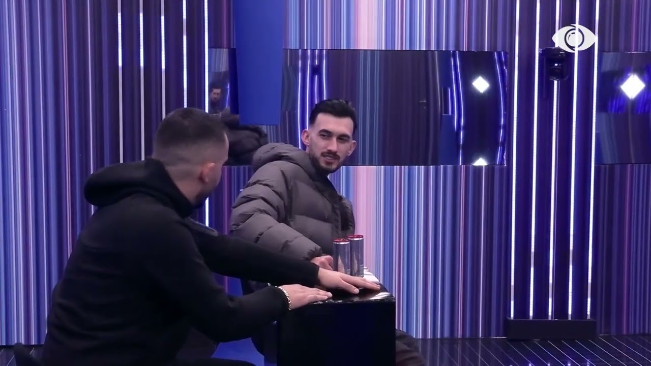 Kristi-Keijsi: A e ke ti një histori? Çfarë ke kaluar traumatike ke që je bërë kështu?