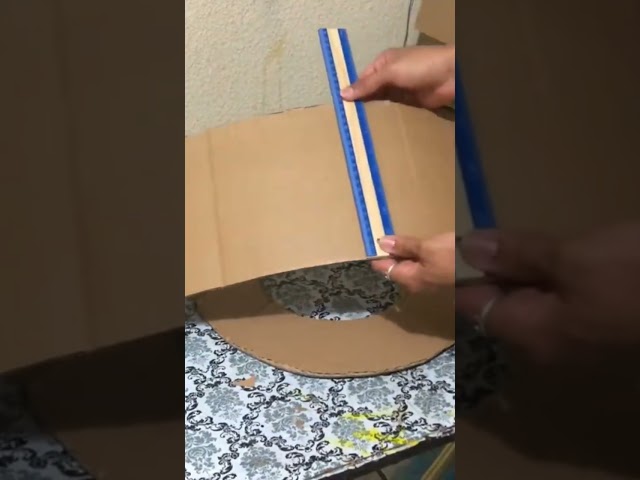 Vídeo relacionado con Kit de fabricación de sombreros de fiesta con temática de animales de bosque con tallos de chenilla y pegatinas. Actividades grupales, manualidades, suministros cumpleaños, Navidad, Pascua para niños