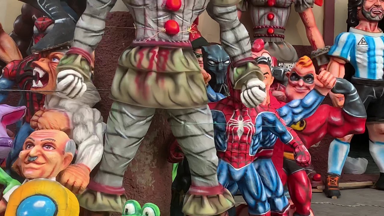 VENDEDORES DE MONIGOTES SE VEN AFECTADOS POR RESOLUCIONES DEL COE QUE NO PERMITEN LA QUEMA DE ESTOS