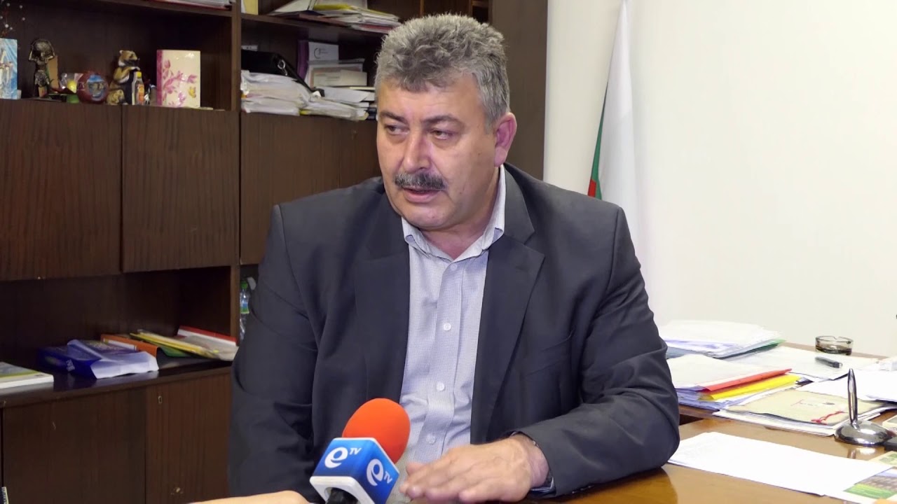 Месец след публикуването на Наредба за платено паркиране в Първомай започна реален дебат по нея