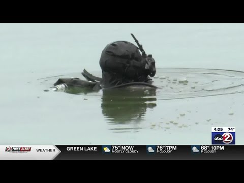 Behind-the-scenes look at Green Bay Police Dept. dive team training