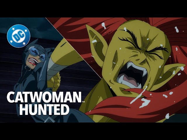 The girls are fighting (Selina Vs. Cheetah)