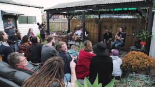 Acoustic at Hector: &#39;A little more love&#39; - The Kite Machine