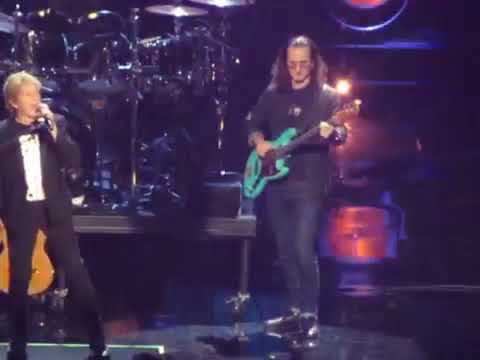 Yes Live: 4/7/17 - Rock and Roll Hall of Fame - Roundabout