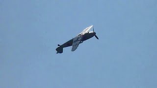 preview picture of video 'Hahnweide Vintage Air Show 2011 - Messerschmitt Bf-109'