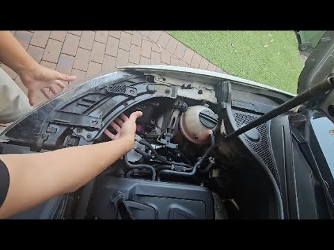 How to replaced a dipped low beam headlight on a Audi Q3 Q5 Q7 A4