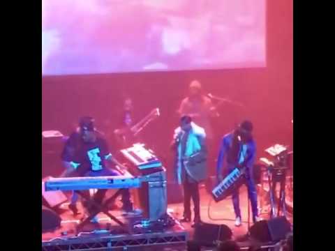 Kelly Rowland & Jennifer Hudson - RGX (Live) 2016