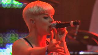 Robyn - Call Your Girlfriend (Live at Melt Festival 2011)