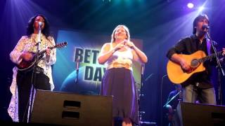 Signing Life's about the little things with Carter and Carter