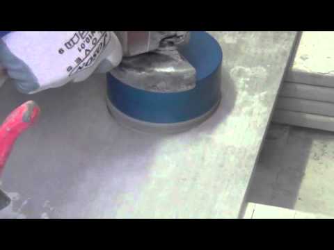 Using diamond core-drills dry on porcelain stoneware, hard ceramics, granite and marble