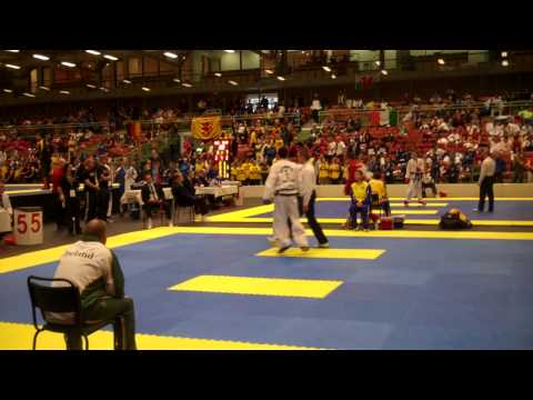 Luke Woods Vs Artem Shumov