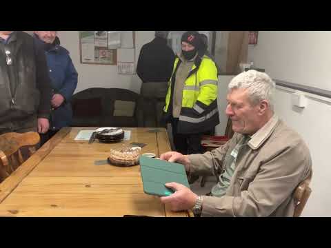 Dessie’s Birthday cake Scioból na bhFear