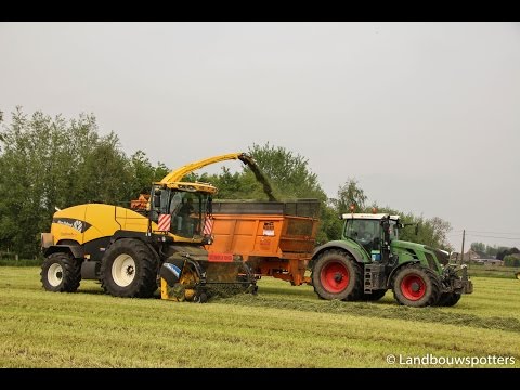 New Holland FR 9060 gras hakselen 2014 - Verplancke