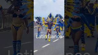 Download lagu Latin dance at at Cartagena Independence Festival 🇨🇴 mp3