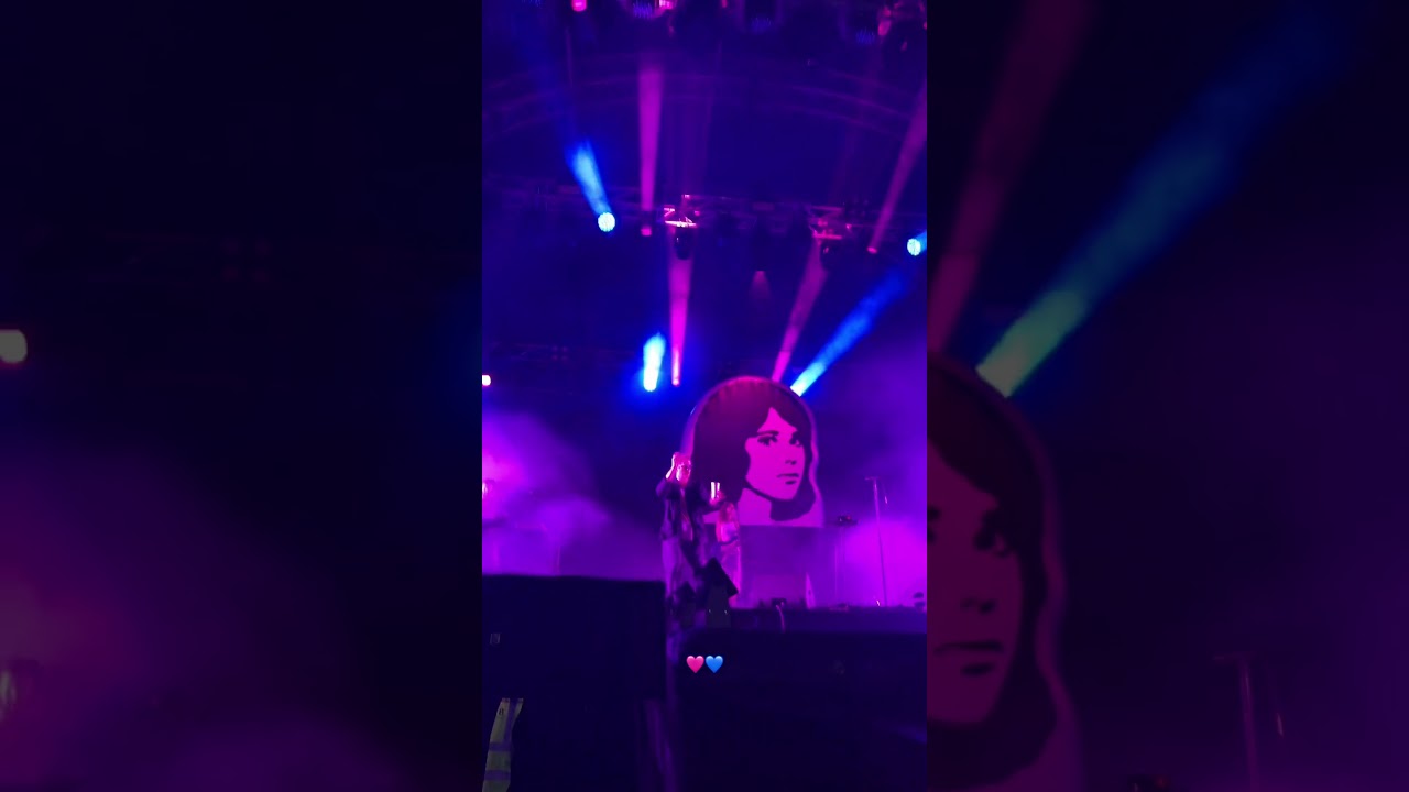 #tvgirl #concert 🩷💙