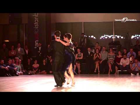  Vanesa Villalba  and  Facundo Piñero  are  dancing  to  the  tango  "  El ultimo café  "  by  Juan D'Arienzo  at  TanGO TO Istanbul  in  2018