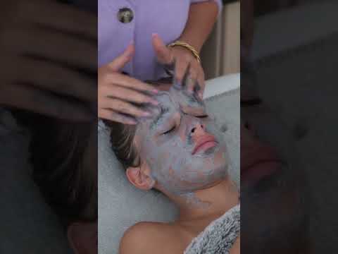 Léane fait un soin à la sœur de Maël ☺️