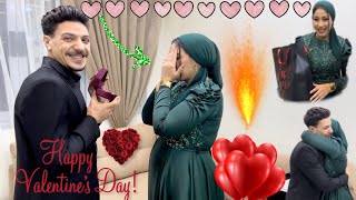 جوزي خدني من الفرح????علشان يوريني الدهب????جابلي شبكة عروسه من اول وجديد????????مش مصدقه يطلع منه كل ده♥️????