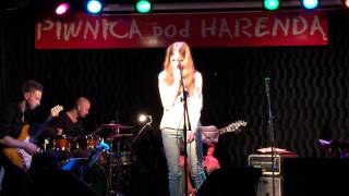 Julia Brzozowska - Amy Winehouse / You Know I'm No Good - koncert Warsaw Vocal Studio