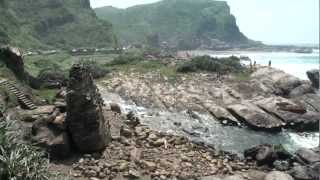 preview picture of video 'Nanya Rock Formations (南雅風化石), Northeast Coast, Taiwan, 05/29/2011'