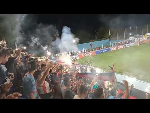"Hinchada de Brown de Adrogue vs Defensores de Belgrano 2024 (video 1)" Barra: Los Pibes del Barrio &bull; Club: Brown de Adrogué &bull; País: Argentina
